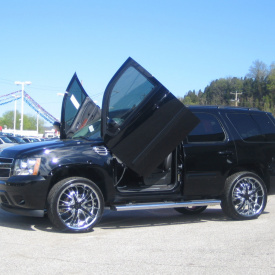 Ламбо двери ULD tuning Bolt ON на Chevrolet Tahoe